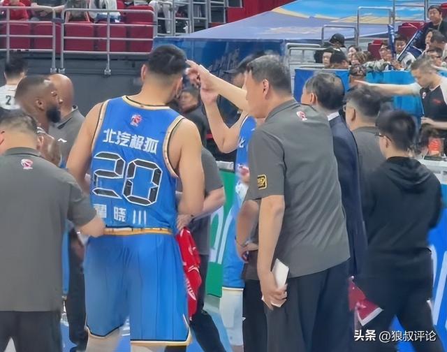 新球体育app-杨毅:李楠是许利民邀请到北京男篮 目前还没有到再入江湖的时候
